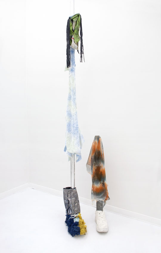 Donna Huanca  SCRYING THREATS